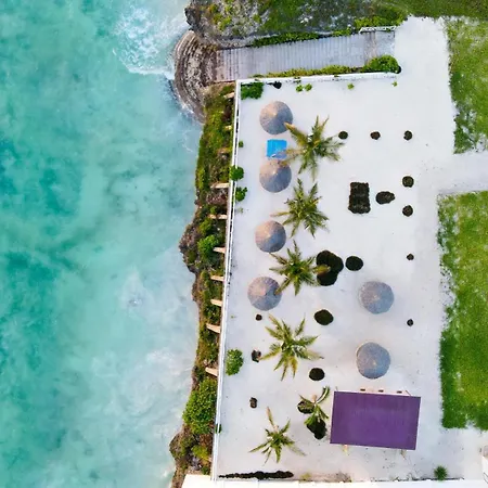 Aquamarina Hotel